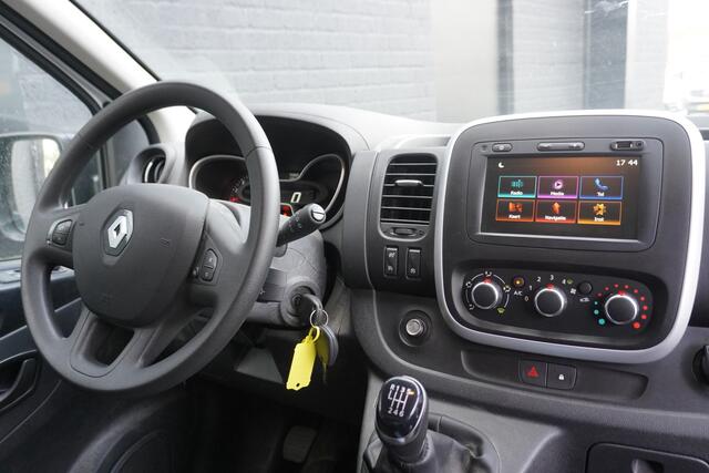 Renault TRAFIC 2.0 dCi 120PK EURO 6 - Airco - Navi - Cruise - ¤13.499,- Excl.