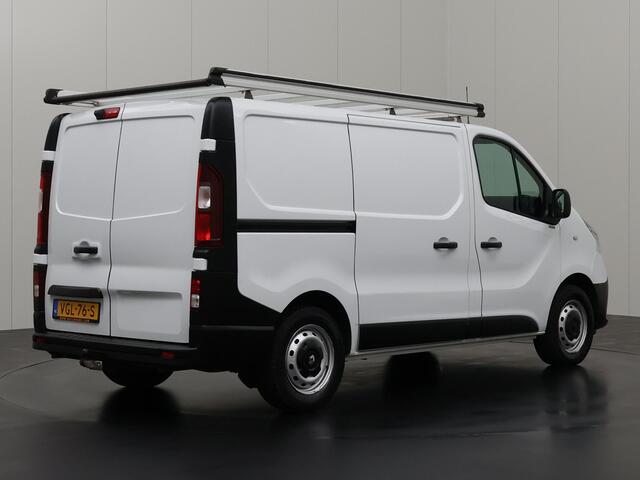 Renault TRAFIC 1.6DCi 2xSchuifdeur | Imperiaal | Trekhaak | Camera | Airco | Cruise | 3-Persoons | Betimmering