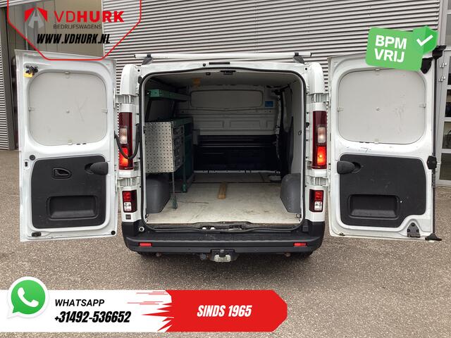 Renault TRAFIC 2.0 dCi 145 pk Aut. L2 BPM VRIJ! LED/ Carplay/ Cruise/ Stoelverw./ Airco/ Navi/ Dakdragers/ Trekhaak