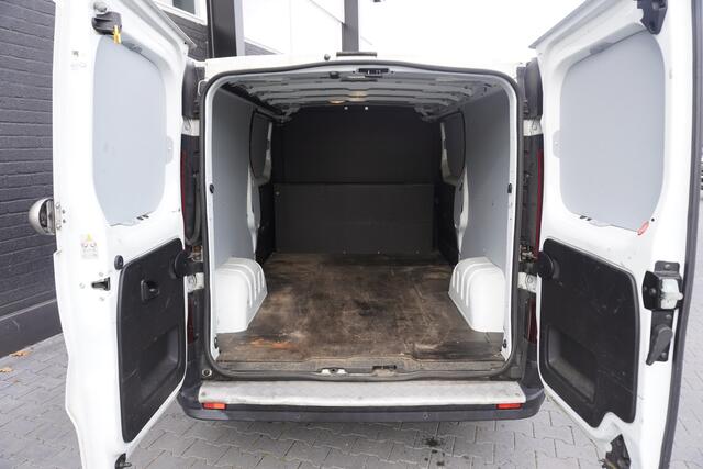 Renault TRAFIC 1.6 dCi 125PK L2 2x Schuif EURO 6 - Airco - Navi - Cruise - ¤ 11.950,- Excl.