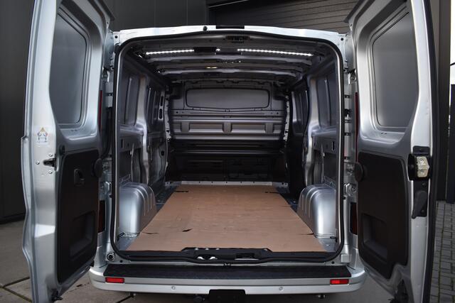 Renault TRAFIC Extra | Achteruitrijcamera | Alarmsysteem | Blind Spot Warning