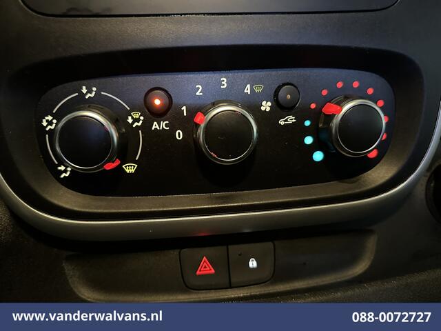 Renault TRAFIC 2.0 dCi 120pk L1H1 Euro6 Airco | LED | Navigatie | Cruisecontrol | Trekhaak | Omvormer Parkeersensoren, Bijrijdersbank