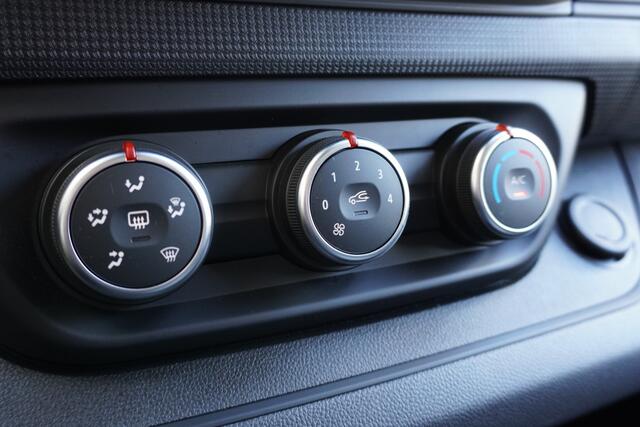 Renault TRAFIC 2.0 dCi 110PK L2 - EURO 6 - Airco - Cruise - PDC - ¤22.950,- Excl.