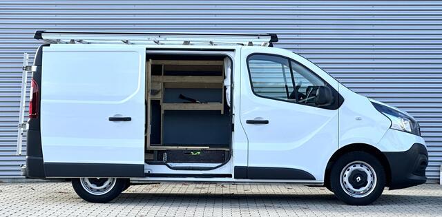 Renault TRAFIC 1.6 dCi T27 L1H1 Navi|Imperiaal|Trekhaak|Airco