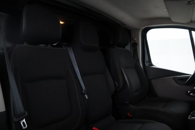 Renault TRAFIC 1.6 dCi T27 L1H1 Comfort navigatie, parkeersensoren, ruiten in achterdeuren en zijdeur