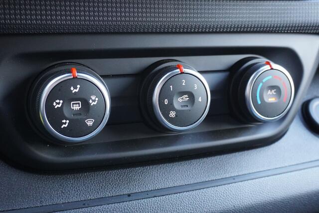 Renault TRAFIC 2.0 dCi 110PK L2 EURO 6 - Airco - Cruise - Trekhaak - ¤23.900,- Excl.