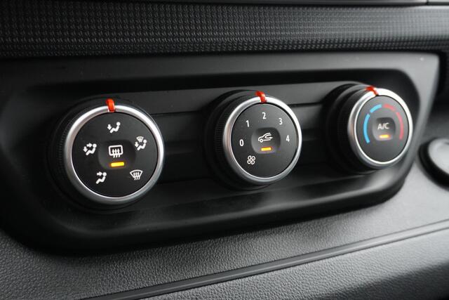 Renault TRAFIC 2.0 dCi 110PK L2 EURO 6 - Airco - Cruise - Carplay - ¤ 23.900,- Excl.