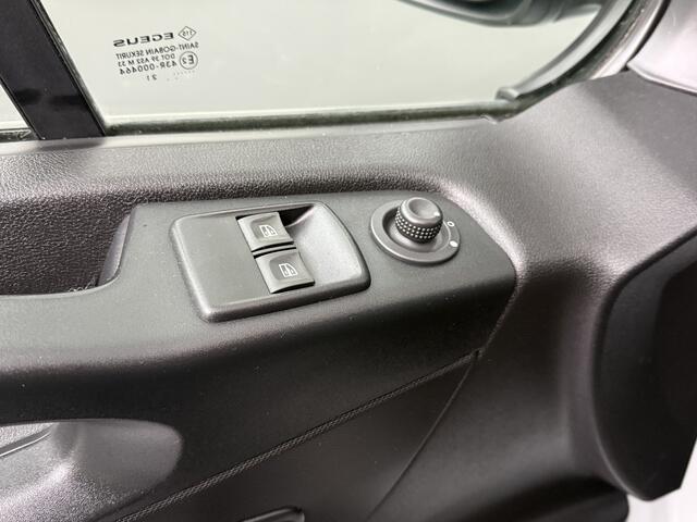 Renault TRAFIC 2.0DCi 120PK Business | Imperiaal | Navigatie | Camera | Gate Locks | 3-Persoons | Betimmering