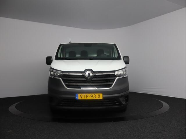 Renault TRAFIC 2.0 dCi 110 T30 L2H1 Générique | trekhaak