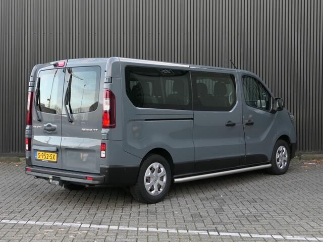 Renault TRAFIC Passenger 9 persoons! - Trekhaak - Allseasons - Navi - Sensor V+A