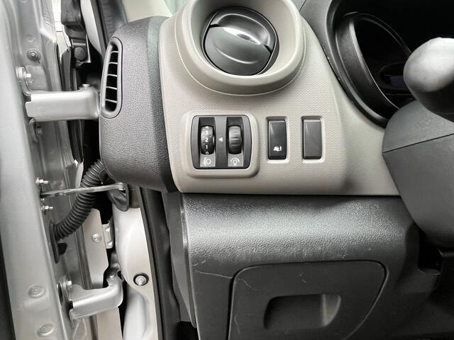 Renault TRAFIC 1.6 dCi T29 L2H1 DC Marge Btw / Bpm vrij Airco Cruise controle Navigatie 5-Persoons Dubbele cabine Euro 6 Lang Verlengde wielbasis 1e eigenaar Ex overheid