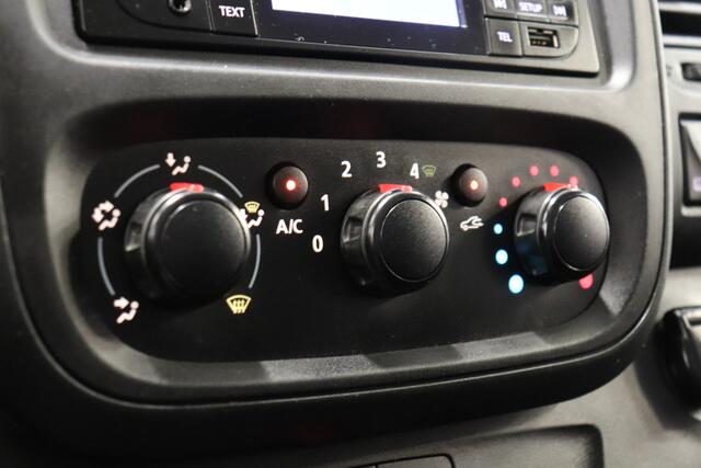 Renault TRAFIC 1.6 dCi 120PK EURO 6 - Airco - Cruise - PDC - Imperiaal - ¤ 9.950,- Excl.