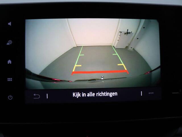 Renault TRAFIC 170pk Blue dCi T30 L2H1 Extra Camera | Cruise | Navi | Parkeersens. v+a | Stoelverw. | Trekhaak
