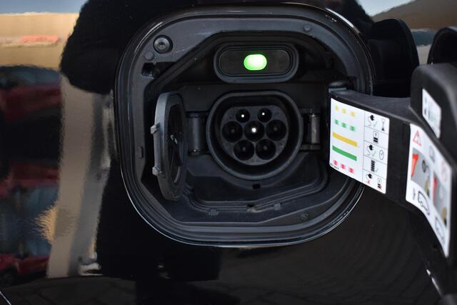 Renault TWINGO Z.E. R80 Collection | INCL. ACCU | NAVI | CRUISE CONTROL | PDC