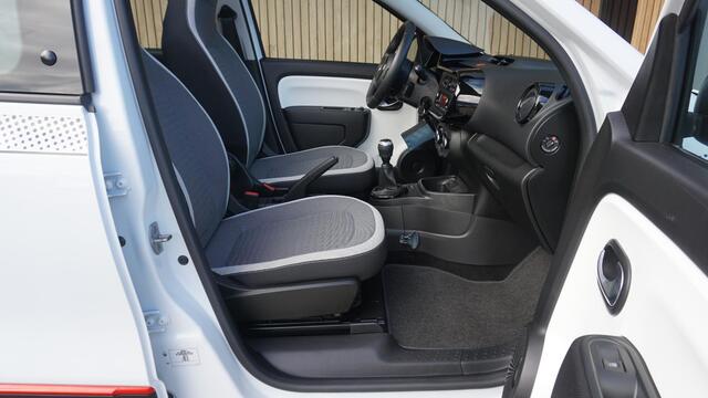 Renault TWINGO 1.0 SCe 73pk 5Drs Collection Vouwdak/Open dak Airco Cruise Control Elek.Pakket A-Spoiler 28899km! *NL auto*