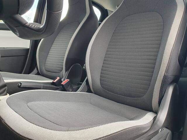 Renault TWINGO 1.0 SCe Dynamique CRUISE/CLIMA/LMV