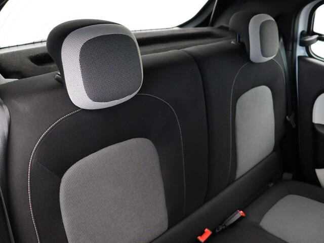 Renault TWINGO Z.E. R80 Collection | 91% Accu score | Climate Control | Apple Carplay / Android Auto |