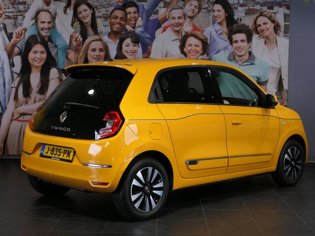 Renault TWINGO 1.0 SCe Intens *Apple carplay & android auto* - Cruise, sensor achter, airco