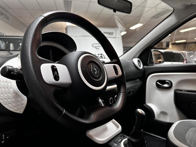 Renault TWINGO 1.0 SCe Collection/ Airco/ Snelheids Lim./ C.V. Afstand/ Elek. pakket/ Isofix/ Bluetooth/ Armsteun/ Multi. Stuur/ LED Dagrijverl.