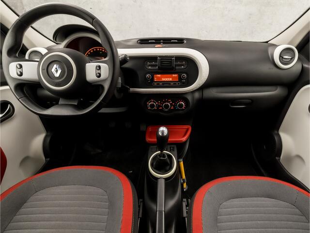 Renault TWINGO 1.0 SCe Collection (AIRCO, BLUETOOTH, NAP, 5 DEURS, LM VELGEN, CRUISE, GETINT GLAS, ELEK PAKKET, NIEUWE APK, NIEUWSTAAT)