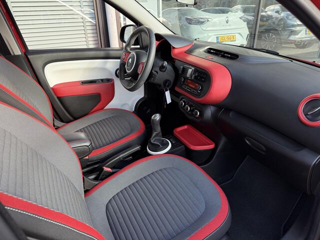 Renault TWINGO 1.0 SCe Collection | cruise control | privacy glas | 1e eigenaar | NL-auto | tijdelijk gratis Top Afleverpakket twv Eur 695