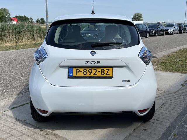 Renault ZOE R90 Life 41 kWh Huur Accu / Airco / Cruise /