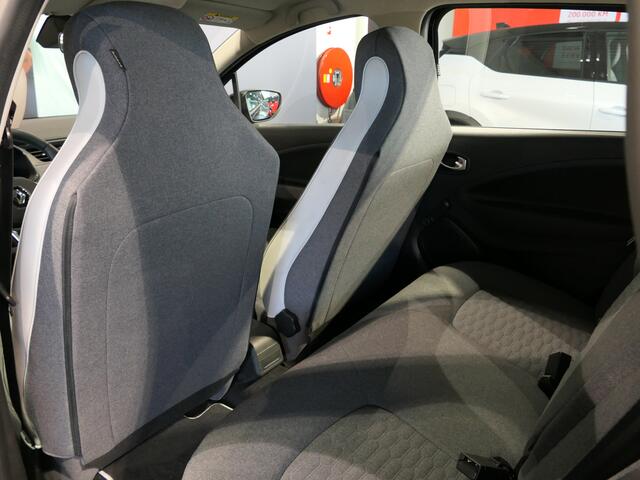Renault ZOE R135 Evolution 52 kWh *Vraag naar beschikbaarheid!* - Apple carplay & Android auto, cruise, sensor achter