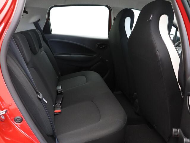 Renault ZOE R110 Life 52 kWh (ex Accu) | 97% accu score | Dealer onderhouden | Lichtmetalen velgen |