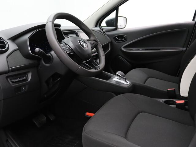 Renault ZOE R110 Life Carshare 52 kWh Automaat Cruise | Climate | Carplay | Navi | Parkeersens. achter