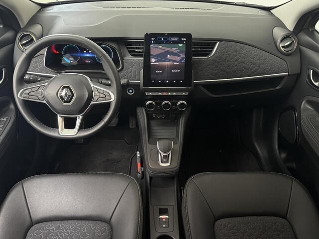 Renault ZOE R135 Iconic 52 kWh | Navigatie | Camera | Stoel + stuurverwarming | Warmtepomp |