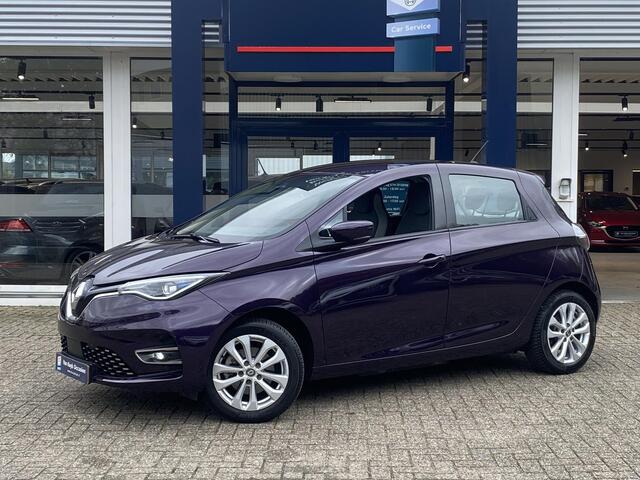 Renault ZOE R110 Life Carshare 52 kWh / 5-Deurs / Koop-Accu / 25.000 KM / Warmtepomp / 1e-Eigenaar / Cruise-Control / Climate-Control / Stoelverwarming / Stuurverwarming / Apple-Carplay & Android-Auto / Keyless / LED / DAB Radio-Bluetooth / Navi / PDC met Camera-Acht