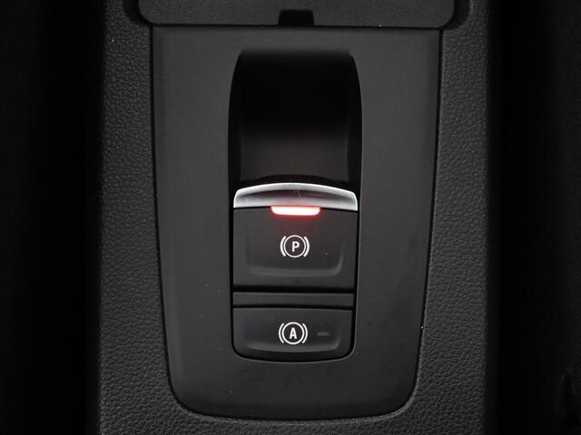 Renault ZOE R135 Intens 52 kWh | Warmtepomp | Carplay | Camera | Half leder | Keyless | Navigatie | Climate control | DAB | Cruise control