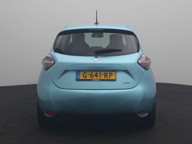 Renault ZOE R135 Edition One Batterijkoop | Navi | sensoren en achteruitrijcamera | Lichtmetalen wielen 17"| Stoelverwarming | Climate control |