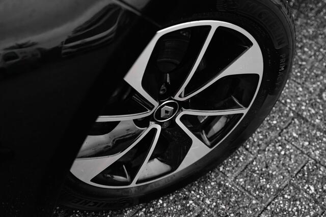 Renault ZOE R110 Iconic 41 kWh | Bose audio | navigatie | achteruitrijcamera | BATTERIJKOOP | incl. Bovag rijklaarpakket met 12 maanden garantie |