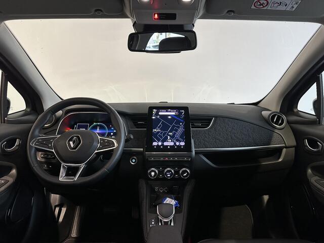 Renault ZOE R135 Iconic 52 kWh 98% SOH | KOOP ACCU | ACHTERUITRIJCAMERA | PARKEERSENSOREN RONDOM | PACK WINTER | BLIS