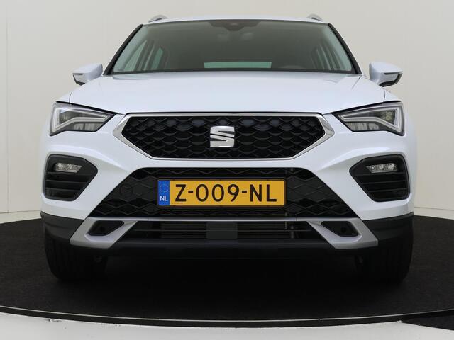 Seat ATECA 1.5 TSI Style Business Intense | Climate control | Trekhaak | Achteruitrijcamera | Navigatie | 17 inch LM velgen | Digitale cockpit