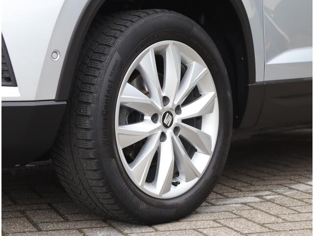 Seat ATECA 1.5 TSI Style | Trekhaak | Parkeercamera | Verwarmde voorruit | LED