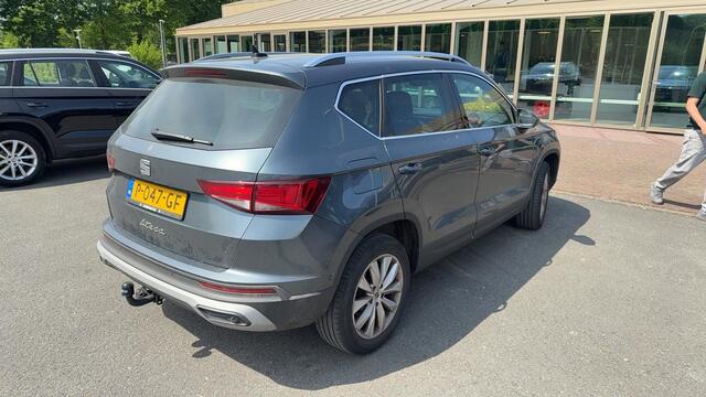 Seat ATECA 1.0 TSI 110pk Style Business Intense / Navigatie / Camera / Trekhaak