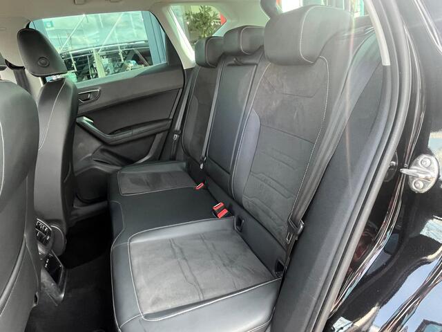 Seat ATECA 1.5 TSI Style Business Intense Automaat / NAVIGATIE / APPLE CARPLAY / ANDROID AUTO / 17'' LMV /