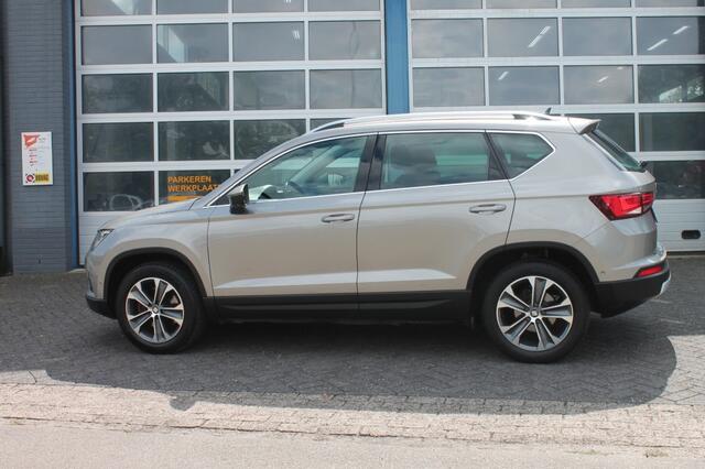 Seat ATECA 1.4 ECOTSI ST BNSINT Automaat / Lederen bekleding / Apple car play