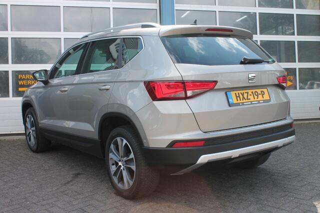 Seat ATECA 1.4 ECOTSI ST BNSINT Automaat / Lederen bekleding / Apple car play