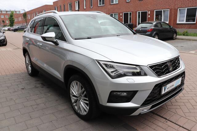 Seat ATECA 1.4 EcoTSI Xcellence Automaat. Panoramadak, dode hoek, navigatie.