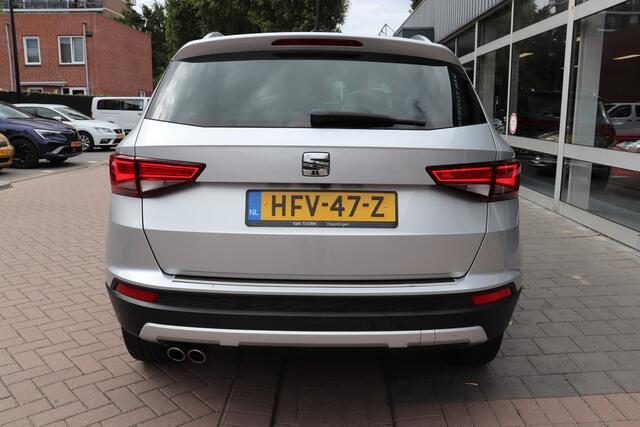 Seat ATECA 1.4 EcoTSI Xcellence Automaat. Panoramadak, dode hoek, navigatie.