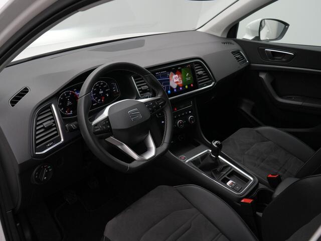 Seat ATECA 1.5 TSI 150 pk Style Business Intense | Trekhaak | Leder/alcantara | Navigatie | Stuur-/stoelverwarming | Achteruitrijcamera