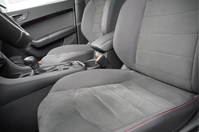 Seat ATECA 1.5 TSI 150PK! Automaat FR Business Intense BJ2020 Lmv 19" | Led | Pdc | Navi | Keyless entry | Elek. trekhaak | Elek.achterklep | 360° Camera | App-Connect | Beats Audio | Virtual cockpit | Dashboard verlichting | Sportstoelen | Verwarmde voorstoelen