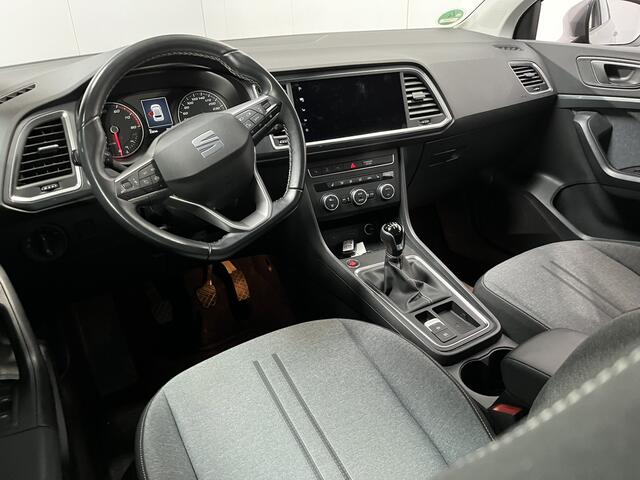 Seat ATECA 1.0 TSI Style / ELEK. WEGKLAPBARE TREKHAAK/ PARK. SENSOREN/ LED/ CRUISE/ STOEL-STUURVERWARM./ PARK ASSIST/ FULL LINK/ NAVI/ CLIMA/ DAB