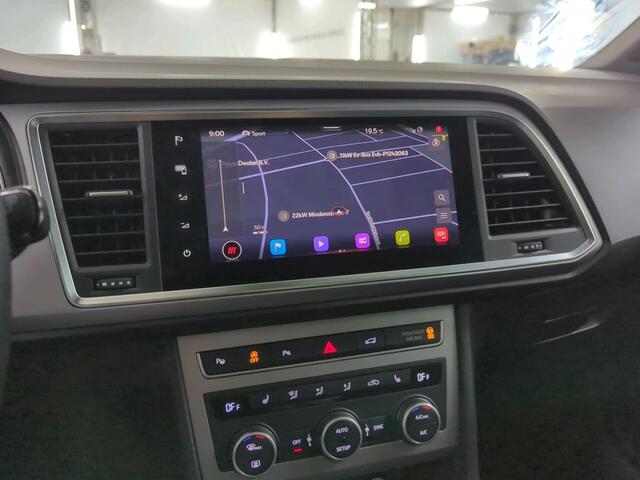 Seat ATECA 1.5 TSI 150pk DSG FR Business Intense Panorama Beats Trekhaak LED Navigatie Stoelverwarming