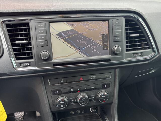 Seat ATECA 1.0 EcoTSI Style TREKHAAK / CAMERA / CARPLAY / NAVI / CLIMA / PDC / BLUETOOTH / CRUISE / NL-AUTO