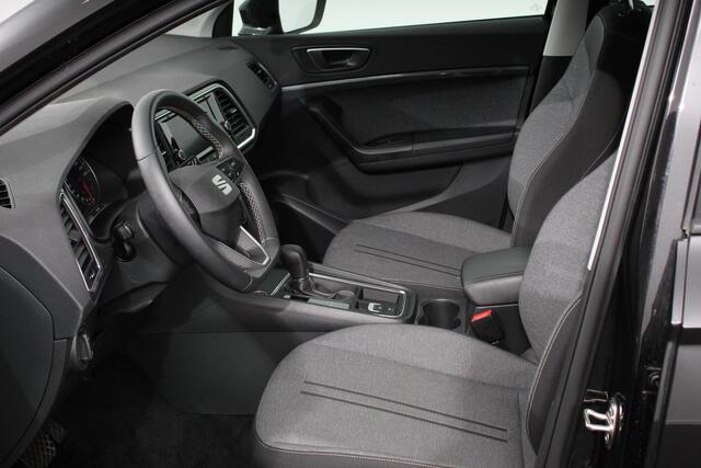 Seat ATECA 1.5 TSI DSG Style Nieuw type Demo! | Climate Control Parkeer sensoren Cruise control DAB Led Lichtmetalen Velgen