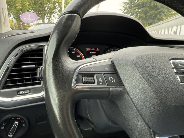 Seat ATECA 1.0 EcoTSI Style Business Intense | Camera | Clima | Navi | PDC V+A | Ndl auto | Apple Carplay/Android Auto RIJKLAARPRIJS INCL 12 MAANDEN GARANTIE EN BEURT